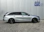 Kia Ceed Sportswagon 1.0 T-GDi ExecutiveLine Panoramadak Camera JBL Audio Stoelverwarming Stuurverwarming Parkeersensoren Extra getint Glas Navigatie Carplay Android Auto 17 Inch Velgen NL Auto
