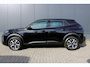 Peugeot 2008 1.2 Hybrid 136 Style | Airco | Parkeersensoren achter | LED Koplampen | Cruise control | DAB |