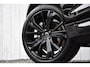 Volvo XC60 2.0 T6 Plug-in hybrid AWD Ultra Black Edition | Pano-dak | Harman/Kardon | Massage |