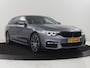 BMW 5-Serie Touring 530i xDrive M-sport High Executive | Leder | Camera | Harman/kardon | Park assist | Cruise control | Full LED | Bluetooth | Sfeerverlichting |