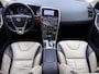 Volvo XC60 2.0 T5 R-Design | 240 PK | Trekhaak | Leder | NL-Auto | Elek. Achterklep | PDC voor + Achter |