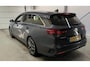 Kia Ceed Sportswagon 1.0 T-GDi ExecutiveLine Panoramadak Camera JBL Audio Stoelverwarming Stuurverwarming Parkeersensoren Extra getint Glas Navigatie Carplay Android Auto 17 Inch Velgen NL Auto