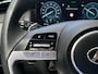 Hyundai Tucson 1.6 T-GDI 265pk PHEV Comfort Smart 4WD | Climate | Camera | Carplay | Keyless | Navigatie | Full - Led | Elek. Klep | Winterpakket | 19" Lichtmetaal | Digitale Cockpit | Parkeer Assistent | Adapt. Cruisecontrol | 1e Eigenaar