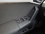 SEAT Arona 1.0 TSI Sport (APPLE CARPLAY, GROOT NAVI, CLIMATE, ZWART HEMEL, SPORTSTOELEN, PARKEERSENSOREN, ELEK PAKKET, CRUISE, NIEUWSTAAT)