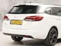 Opel Astra Sports Tourer 1.4 Ultimate 145Pk Automaat (VIRTUAL COCKPIT, APPLE CARPLAY, GROOT NAVI, LEDER/ALCANTARA, CAMERA, SPORTSTOELEN, GETINT GLAS, ZWART HEMEL, ADAPTIVE CRUISE, NIEUWSTAAT)