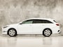 Kia Ceed 1.0 T-GDi DynamicPlusLine (APPLE CARPLAY, GROOT NAVI, STUUR/STOELVERWARMING, CAMERA, SPORTSTOELEN, TREKHAAK, GETINT GLAS, KEYLESS, NIEUWSTAAT)