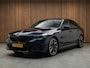 BMW 5-Serie 520i M sport / panoramadak / harman kardon / 21 inch