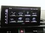 Audi A4 Avant 35 TFSI S edition Competition | Optiek zwart Plus | Carbon interieurafwerking  | Virtual cockpit Plus | Cruise control | Lane assist | Stoelverwarming | Parkeersensoren | Elektrische kofferklep |