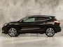 Nissan Qashqai 1.6 Tekna Sport (PANORAMADAK, NAVIGATIE, 360 CAMERA, LEDER, ELEK SPORTSTOELEN, GETINT GLAS, CRUISE, NIEUWSTAAT)