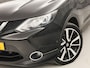 Nissan Qashqai 1.6 Tekna Sport (PANORAMADAK, NAVIGATIE, 360 CAMERA, LEDER, ELEK SPORTSTOELEN, GETINT GLAS, CRUISE, NIEUWSTAAT)