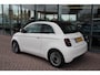 Fiat 500C Icon 42 kWh Cabrio Automaat Bomvolle auto, oa met Airco Navi Camera Stoelverwarming Carplay