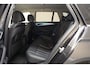 BMW 5-Serie 520e Executive [ Navi Leder Camera Trekhaak ]