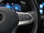 Volkswagen Golf 1.5 TSI Sport (PANORAMADAK, BLACK PACK, APPLE CARPLAY, GROOT NAVI, CAMERA, MEMORY SEAT, STOELVERWARMING, ALCANTARA, GETINT GLAS, TREKHAAK, NIEUWSTAAT)