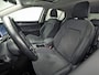 Volkswagen Golf 1.5 TSI Sport (PANORAMADAK, BLACK PACK, APPLE CARPLAY, GROOT NAVI, CAMERA, MEMORY SEAT, STOELVERWARMING, ALCANTARA, GETINT GLAS, TREKHAAK, NIEUWSTAAT)