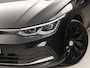 Volkswagen Golf 1.5 TSI Sport (PANORAMADAK, BLACK PACK, APPLE CARPLAY, GROOT NAVI, CAMERA, MEMORY SEAT, STOELVERWARMING, ALCANTARA, GETINT GLAS, TREKHAAK, NIEUWSTAAT)