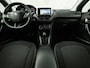 Peugeot 208 1.2 PureTech Sport (NAVIGATIE, CRUISE, BLUETOOTH, SPORTSTOELEN, ELEK PAKKET, NIEUWSTAAT)