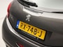 Peugeot 208 1.2 PureTech Sport (NAVIGATIE, CRUISE, BLUETOOTH, SPORTSTOELEN, ELEK PAKKET, NIEUWSTAAT)