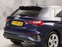 Audi A3 Sportback 30 TFSI S-Line Automaat (2X S-LINE, APPLE CARPLAY, STOELVERWARMING, PLAT S-LINE SPORTSTUUR, GETINT GLAS, SPORTSTOELEN, PARKEERSENSOREN, NIEUWSTAAT)
