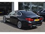 BMW 5-Serie 520i Luxury | Opendak | Head Up | Comfortstoelen | Adaptive Cruise | Stuur en stoelverw | Elektrische achterklep |