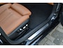 BMW 5-Serie 520i Luxury | Opendak | Head Up | Comfortstoelen | Adaptive Cruise | Stuur en stoelverw | Elektrische achterklep |