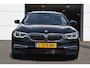 BMW 5-Serie 520i Luxury | Opendak | Head Up | Comfortstoelen | Adaptive Cruise | Stuur en stoelverw | Elektrische achterklep |