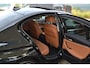 BMW 5-Serie 520i Luxury | Opendak | Head Up | Comfortstoelen | Adaptive Cruise | Stuur en stoelverw | Elektrische achterklep |