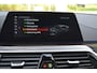 BMW 5-Serie 520i Luxury | Opendak | Head Up | Comfortstoelen | Adaptive Cruise | Stuur en stoelverw | Elektrische achterklep |
