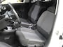 Citroën C3 1.2 82PK Shine | 2de eigenaar | AppleCarplay/AndroidAuto | LED | Climate Control | Cruise Control | Camera | Privacy Glass | Navigatie | LMV | Isofix | Two-Tone | Parkeersensoren |