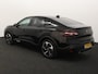 Citroën C4 X 1.2 Puretech Shine afnb Trekhaak, Apple Carplay/Android Auto, Cruise control adaptief, keyless entry/start, Parkeersensor voor/achter, Achteruitrijcamera Een luxe en stijlvolle sedan met een hoog comfortniveau en een ruim interieur. De krachtige en zuinige 1.2 PureTech-motor zorgt voor een soepele rijervaring, terwijl de rijke Shine-uitvoering