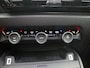 Citroën C4 X 1.2 Puretech Shine afnb Trekhaak, Apple Carplay/Android Auto, Cruise control adaptief, keyless entry/start, Parkeersensor voor/achter, Achteruitrijcamera Een luxe en stijlvolle sedan met een hoog comfortniveau en een ruim interieur. De krachtige en zuinige 1.2 PureTech-motor zorgt voor een soepele rijervaring, terwijl de rijke Shine-uitvoering