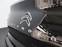 Citroën C4 X 1.2 Puretech Shine afnb Trekhaak, Apple Carplay/Android Auto, Cruise control adaptief, keyless entry/start, Parkeersensor voor/achter, Achteruitrijcamera Een luxe en stijlvolle sedan met een hoog comfortniveau en een ruim interieur. De krachtige en zuinige 1.2 PureTech-motor zorgt voor een soepele rijervaring, terwijl de rijke Shine-uitvoering