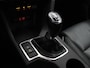 Kia Sportage 1.6 T-GDI GT-Line Bluetooth, Cruise control, Parkeersensor voor/achter, Rijstrooksensor, Winterpakket, Keyless entry Een ruime en luxe SUV met een sportieve uitstraling. Het interieur biedt veel comfort en ruimte, waardoor zowel korte als lange ritten prettig zijn. Dankzij de rijke GT-Line uitvoering is dez