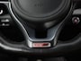Kia Sportage 1.6 T-GDI GT-Line Bluetooth, Cruise control, Parkeersensor voor/achter, Rijstrooksensor, Winterpakket, Keyless entry Een ruime en luxe SUV met een sportieve uitstraling. Het interieur biedt veel comfort en ruimte, waardoor zowel korte als lange ritten prettig zijn. Dankzij de rijke GT-Line uitvoering is dez