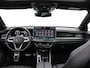 Volkswagen Passat Variant 1.5 eTSI 272pk DSG R-Line Edition · Panoramadak · Camera · Inklap. Trekhaak · Harman Kardon Sound · Head-Up Display · Massagefunctie · Garantie t/m 13-03-2030 of 100.000km