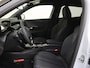 Peugeot 2008 1.2 Hybrid 145 GT | 360 Camera | Wireless Carplay | Navigatie | Climate Control | Keyless entry