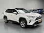 Toyota RAV4 2.5 Hybrid AWD Executive NL Auto, + Panorama schuif/kanteldak, Trekhaak, Dealeronderhouden, 1650 KM trekgewicht