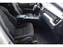 Volvo XC60 2.0 T6 Plug-in hybrid AWD Inscription | Pano | Elec.trekhaak | Camera | Navi | Pilot assist