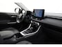 Toyota RAV4 2.5 Hybrid AWD Executive | Trekhaak | Leder | Stoel-/stuurverwarming | Dodehoek detectie | Verwarmbare voorruit | Apple Carplay / Android Auto | Adaptive Cruise | Parkeersensoren voor/achter | Camera | Full LED | Keyless | 18 inch