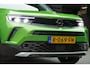 Opel Mokka-e EV 136PK 50KWH ULTIMATE AUTOMAAT / CAMERA / STOEL-STUURVERWARMING/ CARPLAY / KEYLESS / FULL-LED / ALCANTARA / 18"LMV / NAVI / CLIMA / PDC / BLUETOOTH / ADAPT. CRUISECONTROL / 2E EIGENAAR / SCHITTERENDE STAAT !!