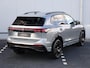 Volkswagen Tiguan 1.5 eHybrid R-Line Business 204pk DSG | Black Style | Trekhaak | Stoelverwarming | Navigatie | 360 Camera | LED Matrix | Cruise control | Keyless |