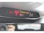 Volvo XC40 T3 163PK automaat Momentum Pro / Climate Control/ Cruise control/ elektrische achterklep/ Bluetooth/ Apple carplay/ Drive mode/ Parkeersensoren met camera/ Navigatie