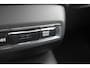 Volvo XC40 T3 163PK automaat Momentum Pro / Climate Control/ Cruise control/ elektrische achterklep/ Bluetooth/ Apple carplay/ Drive mode/ Parkeersensoren met camera/ Navigatie