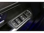 Mercedes-Benz GLB 200 Business Solution Luxury Elek.Trekhaak Pano-dak Sfeerverlichting