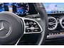 Mercedes-Benz GLB 200 Business Solution Luxury Elek.Trekhaak Pano-dak Sfeerverlichting