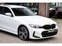 BMW 3-Serie Touring 320e M-Sport Shadowline Leder 18inch BTW-auto!