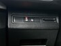 Peugeot 3008 1.2 130pk GT Automaat | Schuif-/Kanteldak | Navigatie | Apple CarPlay/Android Auto | Adaptieve Cruise Control | Camera | Climate Control | Night Vision | Dodehoekdetectie | Keyless Entry/Start | Isofix | Privacy Glass | Parkeersensoren | Two-Tone |
