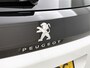 Peugeot 3008 1.2 130pk GT Automaat | Schuif-/Kanteldak | Navigatie | Apple CarPlay/Android Auto | Adaptieve Cruise Control | Camera | Climate Control | Night Vision | Dodehoekdetectie | Keyless Entry/Start | Isofix | Privacy Glass | Parkeersensoren | Two-Tone |