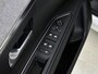 Peugeot 3008 1.2 130pk GT Automaat | Schuif-/Kanteldak | Navigatie | Apple CarPlay/Android Auto | Adaptieve Cruise Control | Camera | Climate Control | Night Vision | Dodehoekdetectie | Keyless Entry/Start | Isofix | Privacy Glass | Parkeersensoren | Two-Tone |