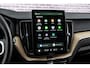 Volvo XC60 2.0 T6 Plug-in hybrid AWD Ultra Dark | SOH 100% | Panoramadak | Luchtvering | Trekhaak | Head-Up Display | 360° Camera | Harman/Kardon Audio | Sportstoelen | Lichtmetalen Velgen 20 inch | Elektrische Achterklep | Parkeersensoren