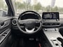 Hyundai Kona Electric EV Fashion 64 kWh | 100% SOH | Trekhaak | Carplay | Rijklaar met beurt & garantie!